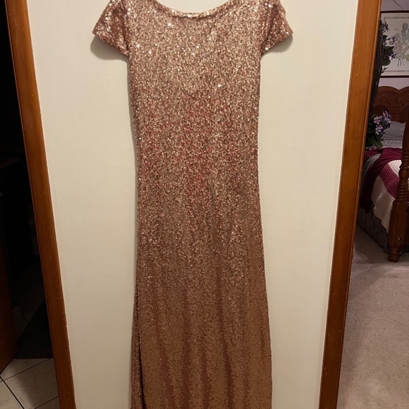 🔥TAKING BEST OFFER🔥 Revelry Rose Gold Sequin Bridesmaid Dress - Picture 2 of 8